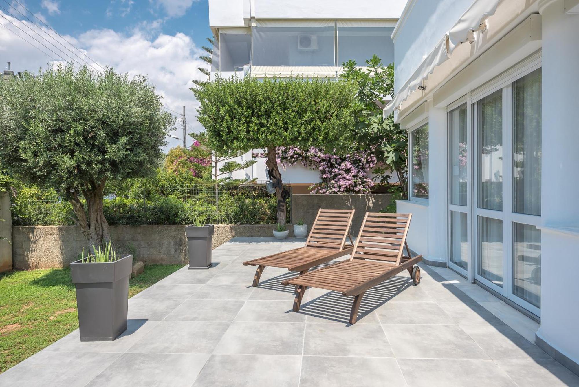 Garden Villa Glyfada Atenas Exterior foto